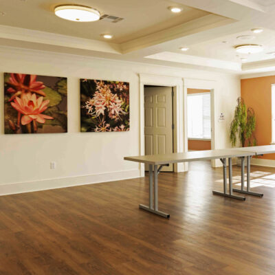 Printed Walls Panels In Senior Living Facility Multipurpose Room